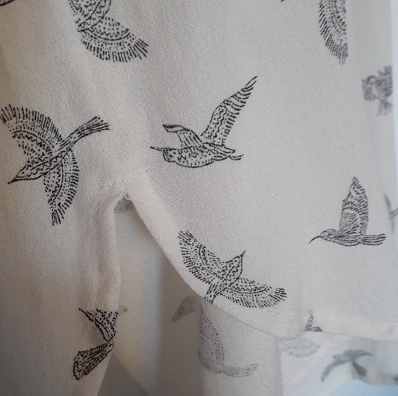 Short sleves blouse - Picture 5 of 10